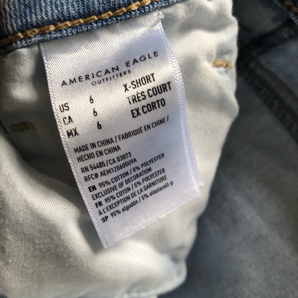 American Eagle Mom Jeans - Picture 3 of 3